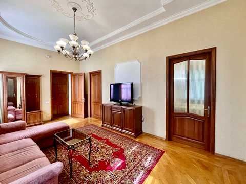 квартира за адресою Європейська вул. (Карла Маркса), 34/36