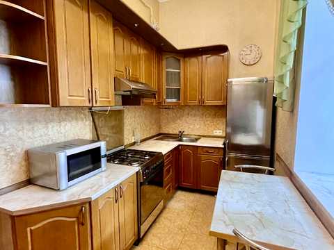 квартира за адресою Європейська вул. (Карла Маркса), 34/36