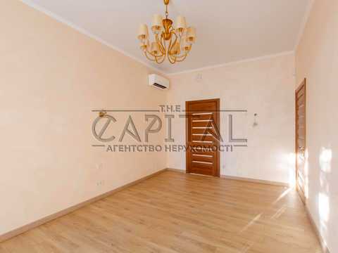 будинок за адресою Центральна