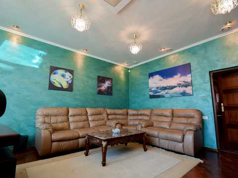 квартира за адресою Митрополита Шептицького вул., 6