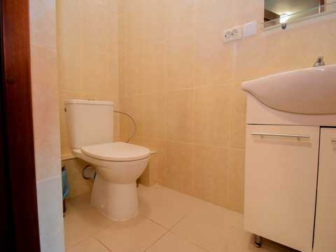 квартира за адресою Митрополита Шептицького вул., 6