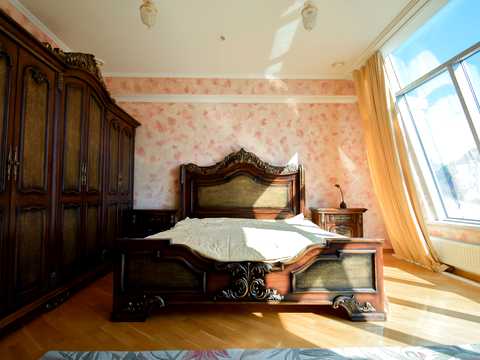 квартира за адресою Митрополита Шептицького вул., 6