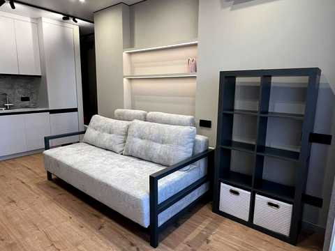 квартира за адресою Салютна вул., 2к24