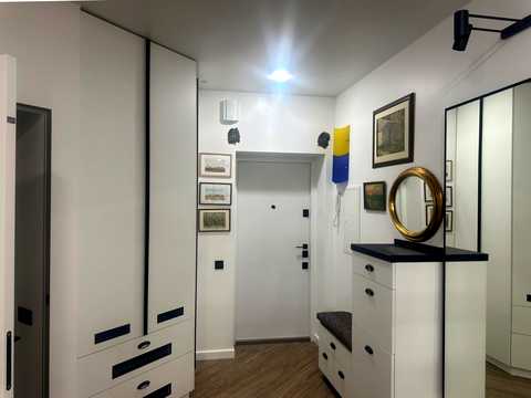 квартира за адресою Салютна вул., 1-Б