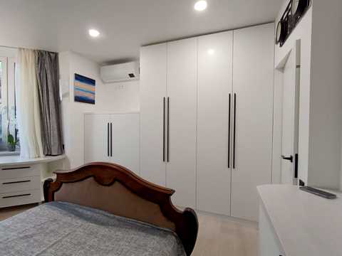 квартира за адресою Салютна вул., 1-Б