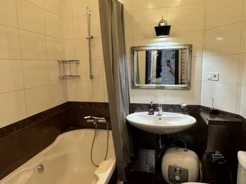 квартира за адресою Золотоустівська вул., 52