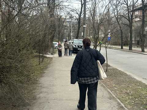 комерційна за адресою Катерини Білокур вул., 1