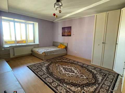 квартира по адресу Будівельників ул., 5/1