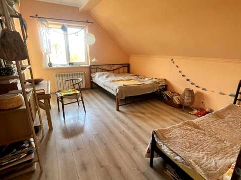 будинок за адресою с. Баранинці, Головна, 1
