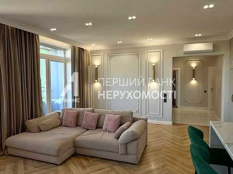 квартира за адресою Одеса, Лесі Українки просп. (Гагаріна), 19-А