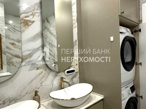 квартира за адресою Одеса, Лесі Українки просп. (Гагаріна), 19-А