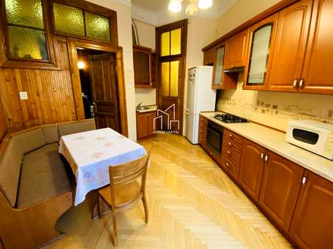 квартира по адресу Поповича ул., 17