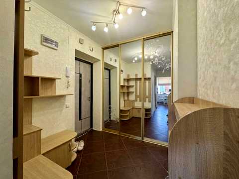 квартира за адресою Миколаївська вул., 16