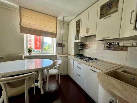 квартира за адресою Миколаївська вул., 16