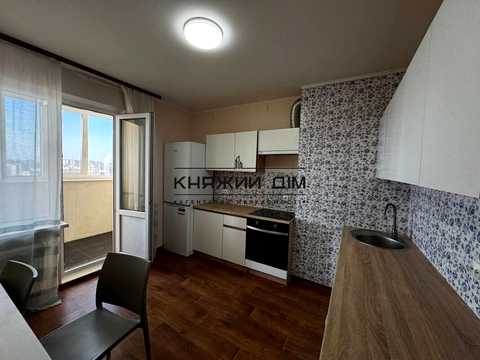 квартира по адресу Ревуцкого ул., 54-А