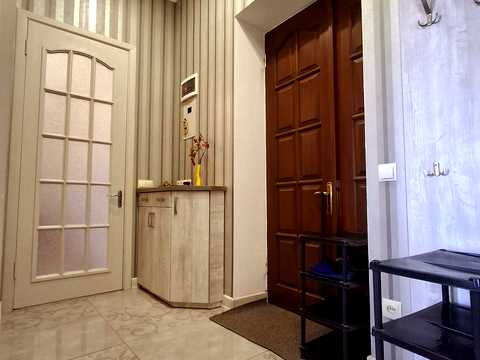 квартира за адресою Миколаїв, Центральний просп. (Леніна), 94-А