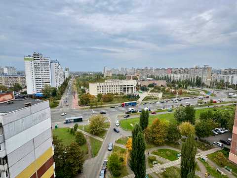 квартира за адресою Червоної Калини просп. (Володимира Маяковського), 12-Б