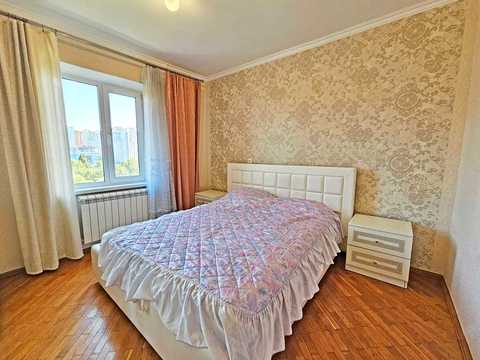 квартира за адресою Срібнокільська вул., 14