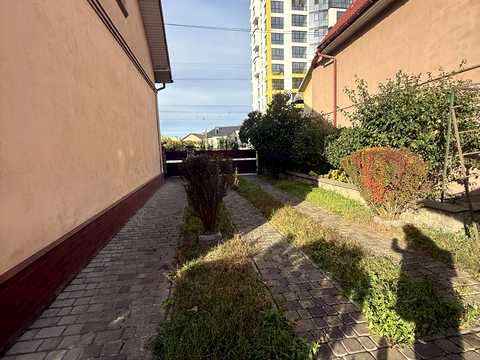 будинок за адресою Івано-Франківськ, Незалежності вул., 190