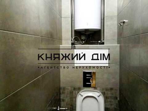 квартира за адресою Рибальська вул., 10