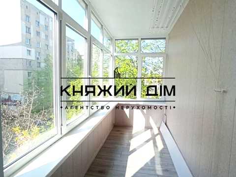 квартира за адресою Рибальська вул., 10