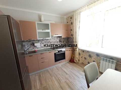 квартира за адресою Рибальська вул., 10