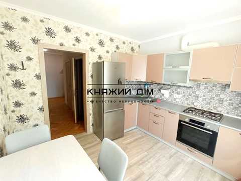 квартира за адресою Рибальська вул., 10