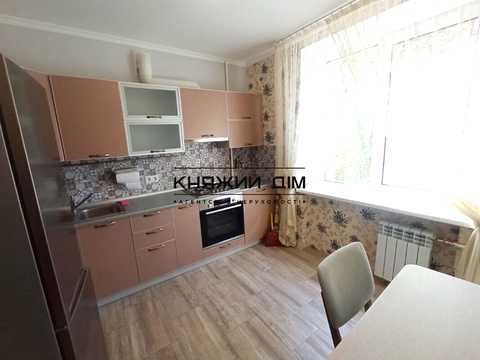 квартира за адресою Рибальська вул., 10