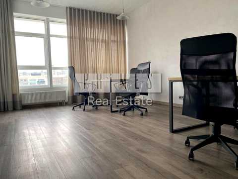 комерційна за адресою Київ, Кловський узвіз, 7
