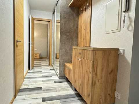 квартира за адресою Стратегічне шосе (Науки), 21