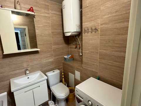 квартира за адресою Бровари, Василя Симоненка вул., 105