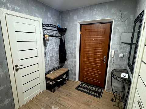 квартира за адресою Бровари, Василя Симоненка вул., 105