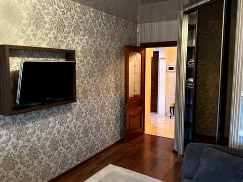 квартира за адресою Верховної Ради бульв., 21-А