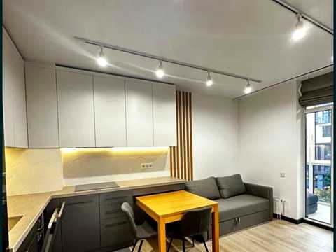 квартира за адресою Салютна вул., 2к9
