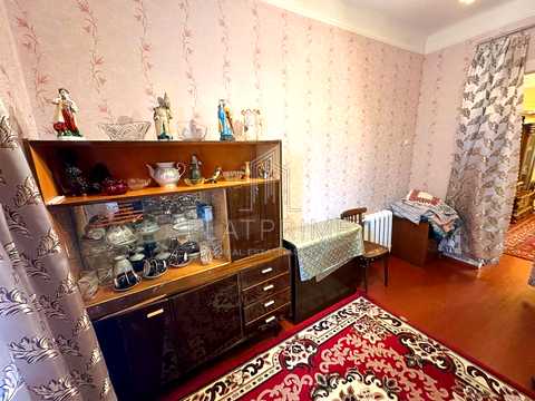 дом по адресу Патріарха Володимира Романюка ул. (Жовтнева)