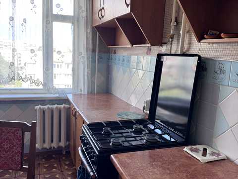 квартира за адресою Героїв Крут бульв. (Героїв Сталінграду), 9