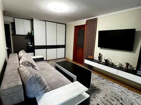 квартира за адресою Руставелі вул., 4