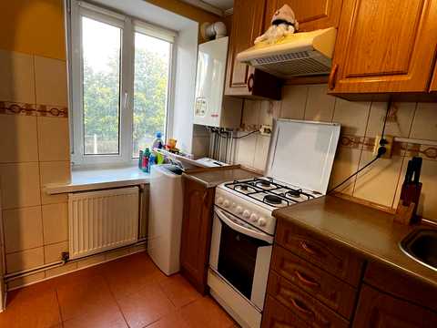 квартира за адресою Руставелі вул., 4
