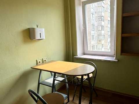 квартира за адресою Автозаводська вул., 7