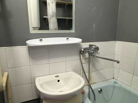 квартира за адресою Автозаводська вул., 7
