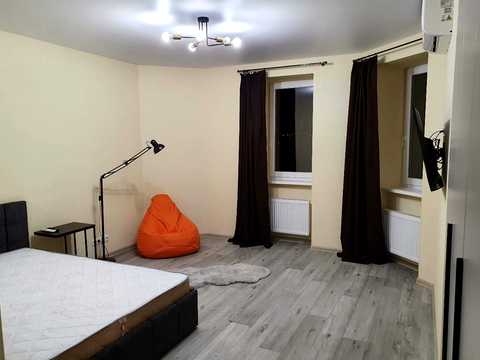 квартира за адресою Професорська вул., 18