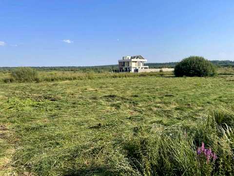 ділянка за адресою с. Бірки, Польова вул.