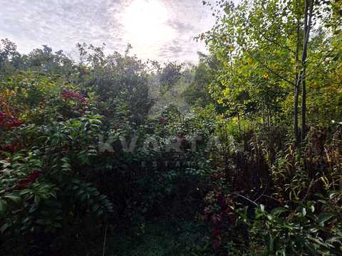 участок по адресу Осіння, 22
