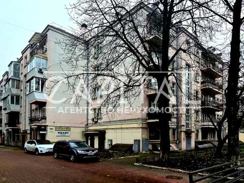 комерційна за адресою Шовковична вул., 7-А