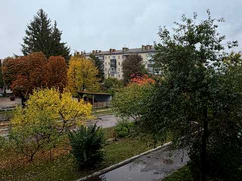 квартира за адресою с. Катюжанка, Заводська вул., 18