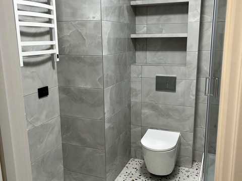 квартира за адресою Івано-Франківськ, Степана Бандери вул., (Будинок 4)