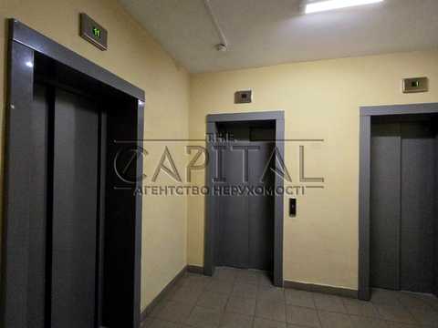 квартира по адресу Анны Ахматовой ул., 15