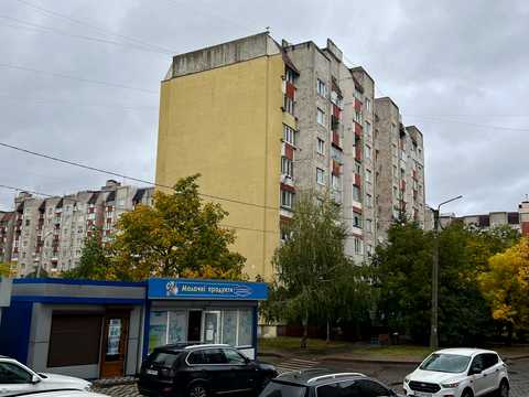 квартира за адресою Івано-Франківськ, Гната Хоткевича вул., 65-А