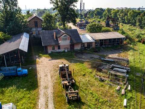 комерційна за адресою Крип'якевича вул., 78