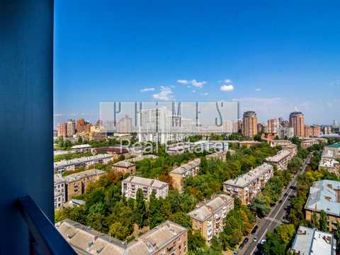 комерційна за адресою Джона Маккейна вул. (Івана Кудрі), 26